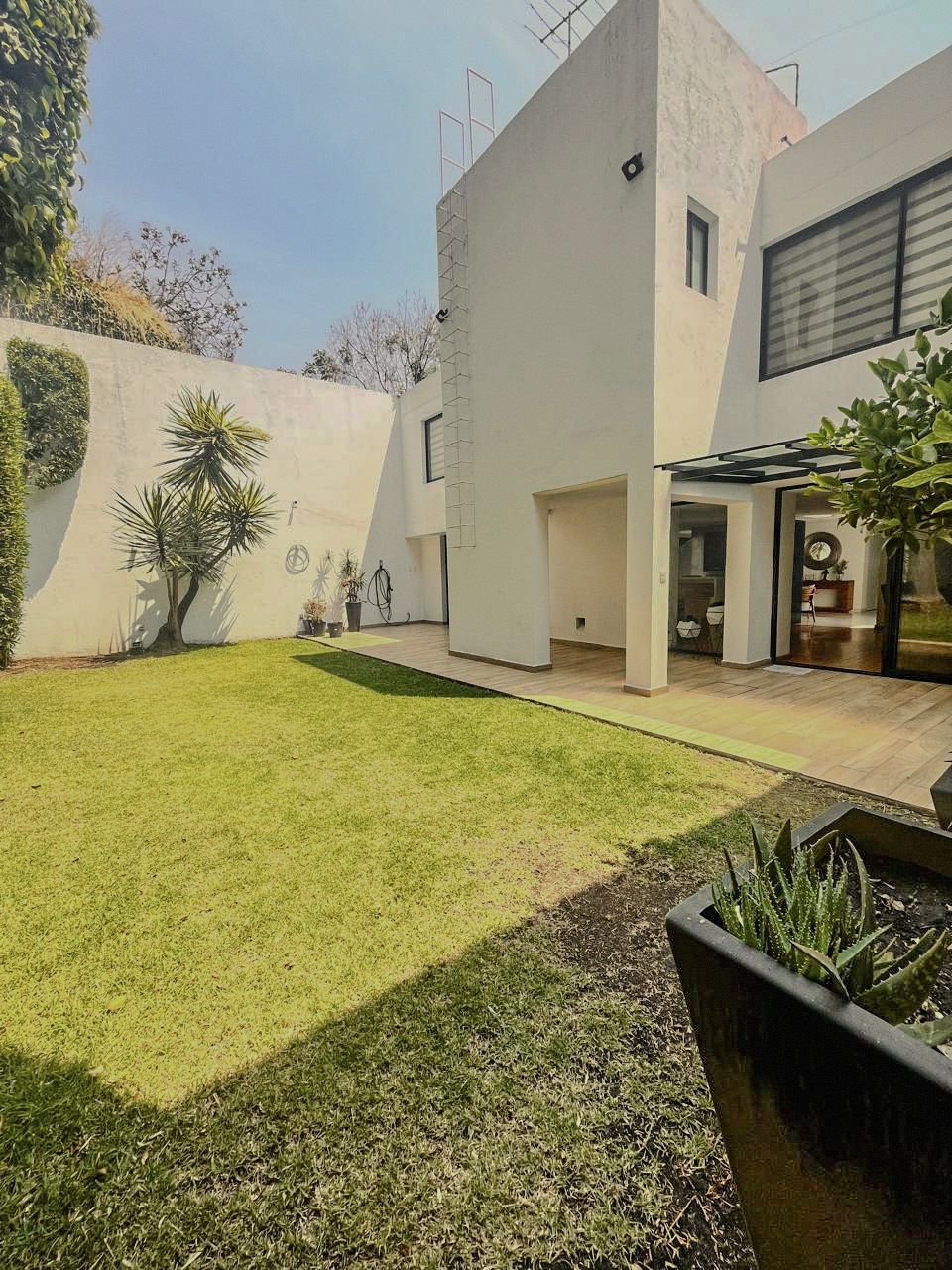 9 de 44: JARDIN