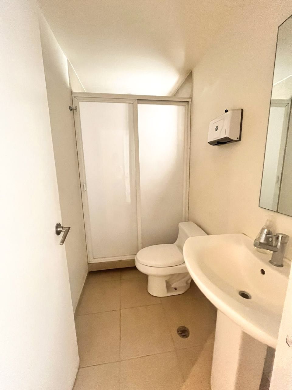 42 de 44: CUARTO DE SERVICIO