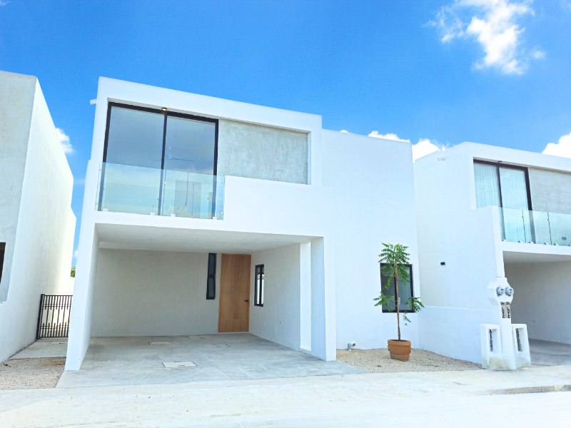 Casa de 3 Recámaras en la Privada Residencial Camelia Modelo 36 Sitpach Mérida