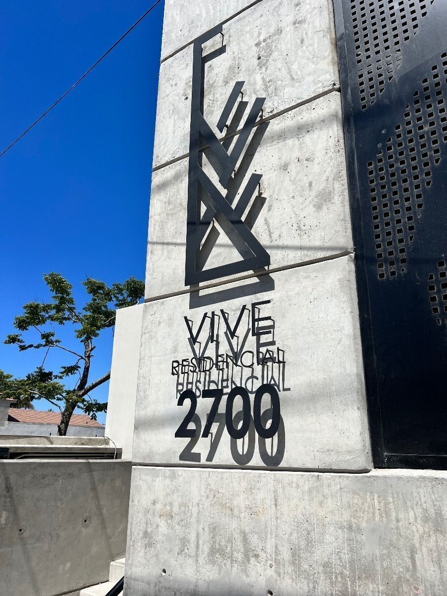 1 de 3