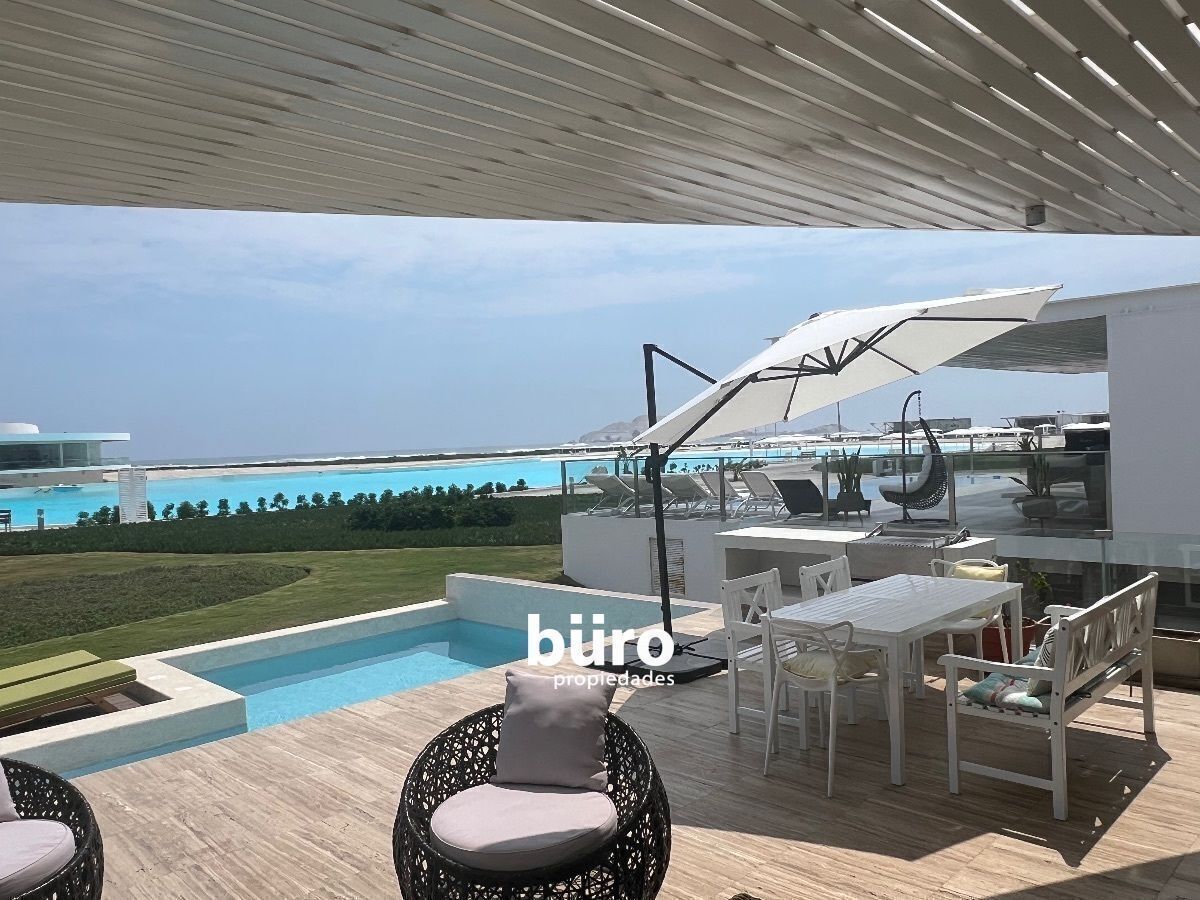 1 de 26: Terraza con BBQ y vista a la laguna