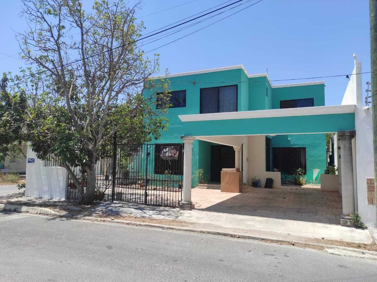 2 de 21: Fachada
