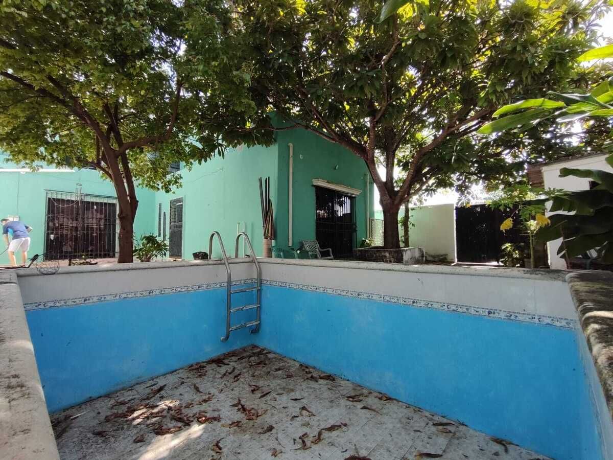 1 de 21: Piscina