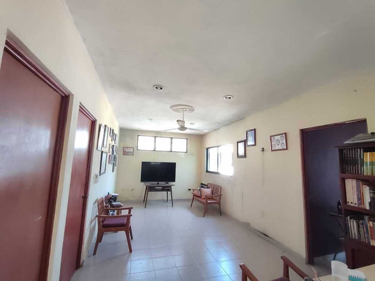 14 de 21: Sala de televisión