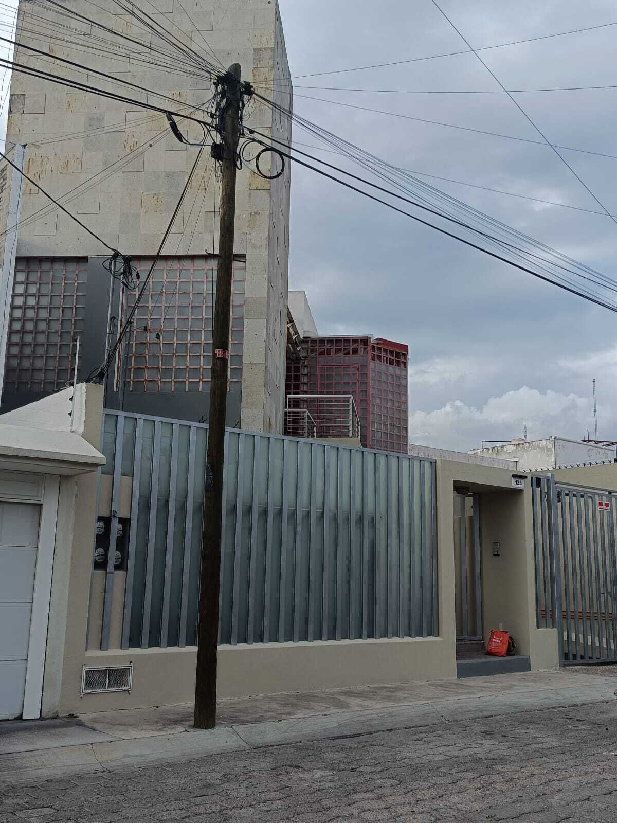 2 of 11: vista exterior departamento
