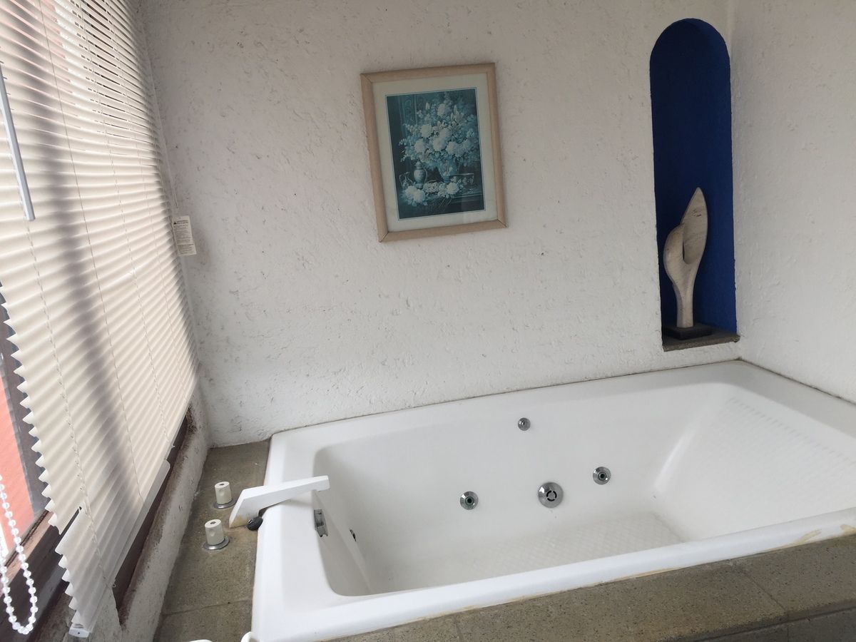 2 de 21: Jacuzzi