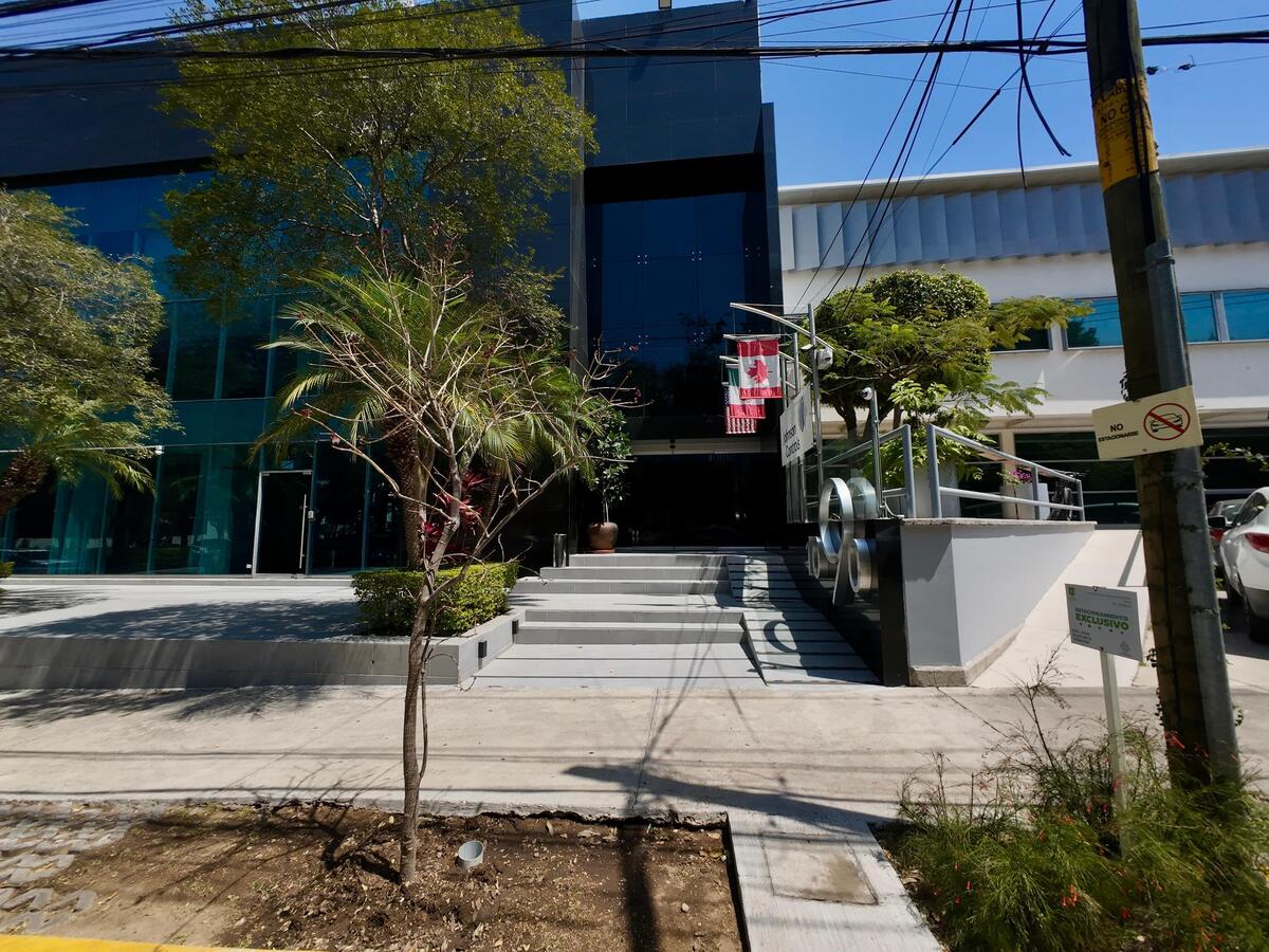 2 de 8