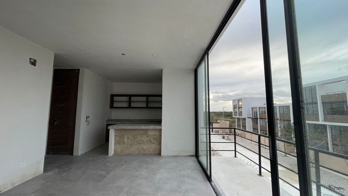 11 of 32: AVANCE DE OBRA