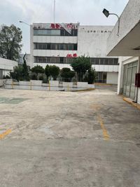 SE VENDE TERRENO CON USO COMERCIAL