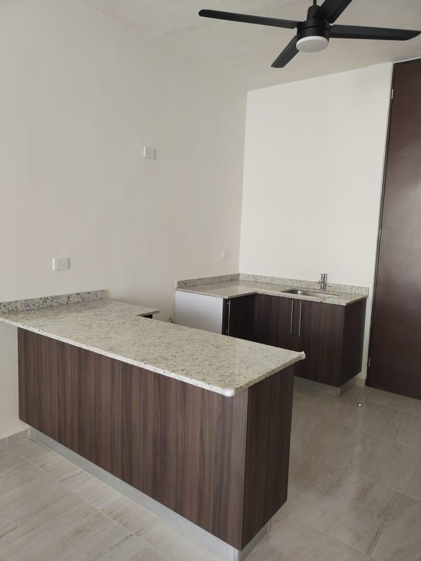 5 of 12: COCINA