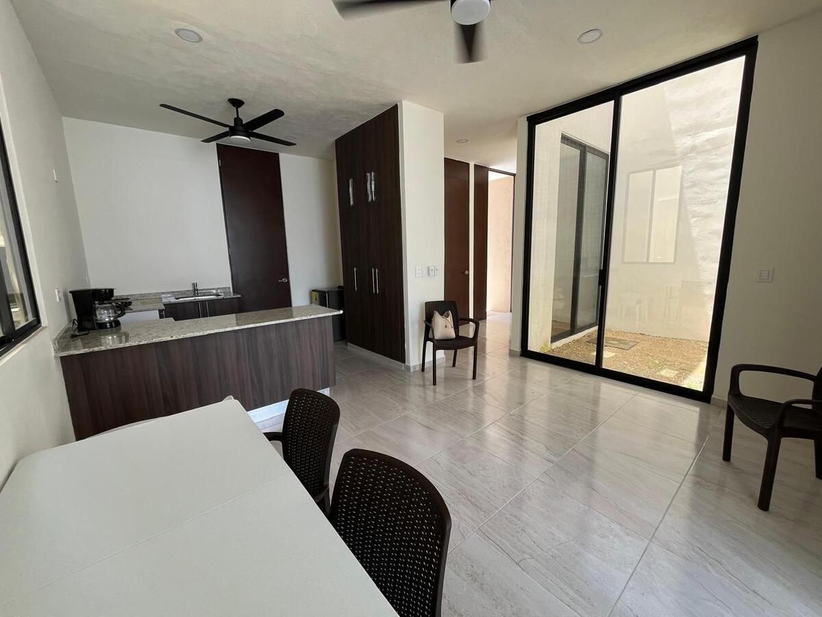 6 of 12: SALA COMEDOR
