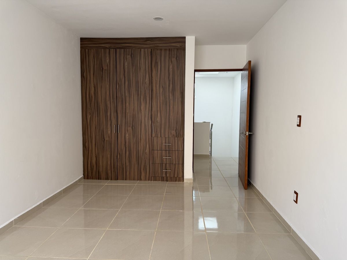 8 de 17: Recámara secundaria