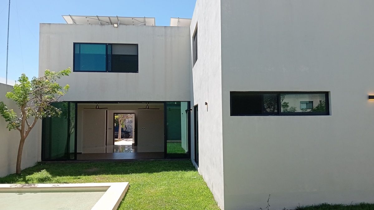 4 de 14: Vista desde el patio