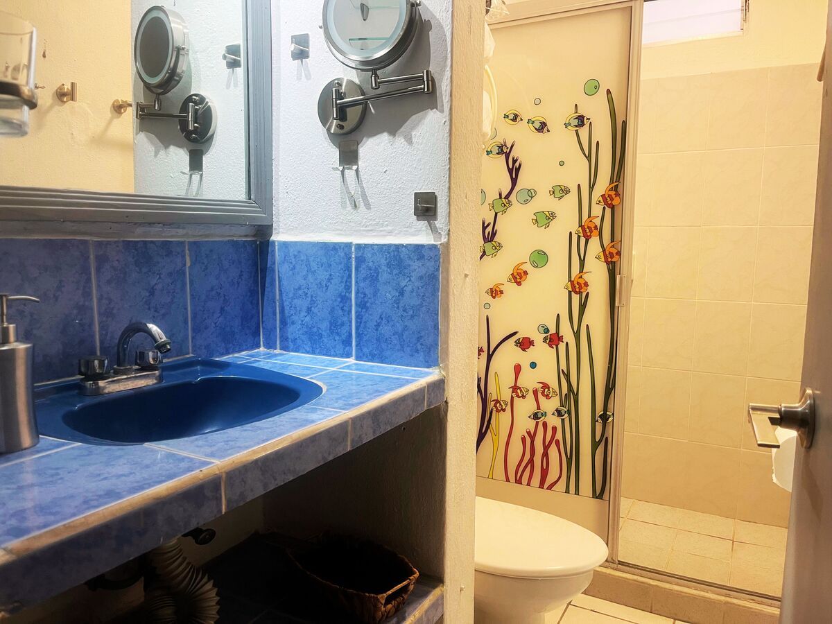 8 de 23: BAÑO