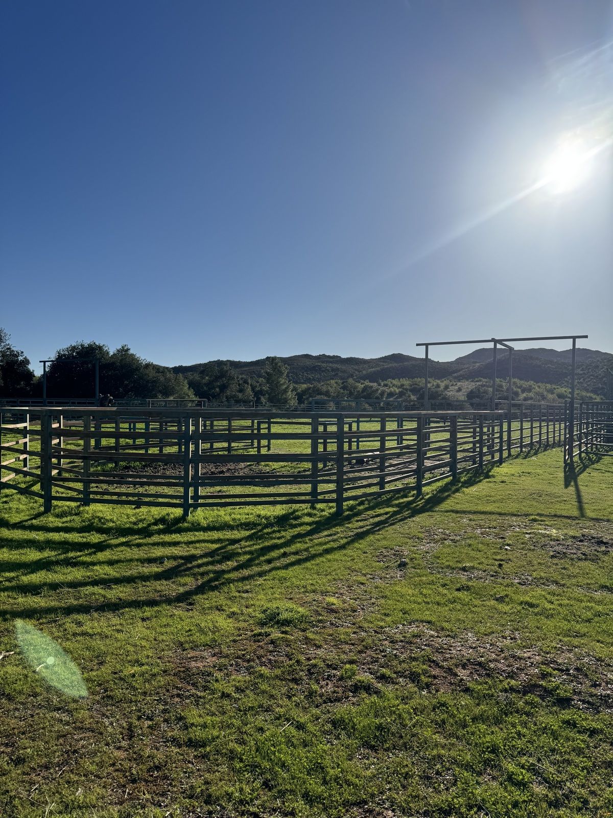 14 of 50: Zona de cabalgar próxima a remodelar