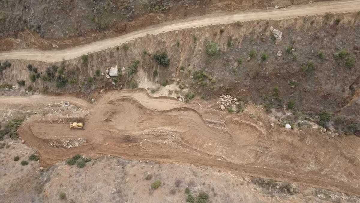 34 of 50: Proyecto de lago en proceso