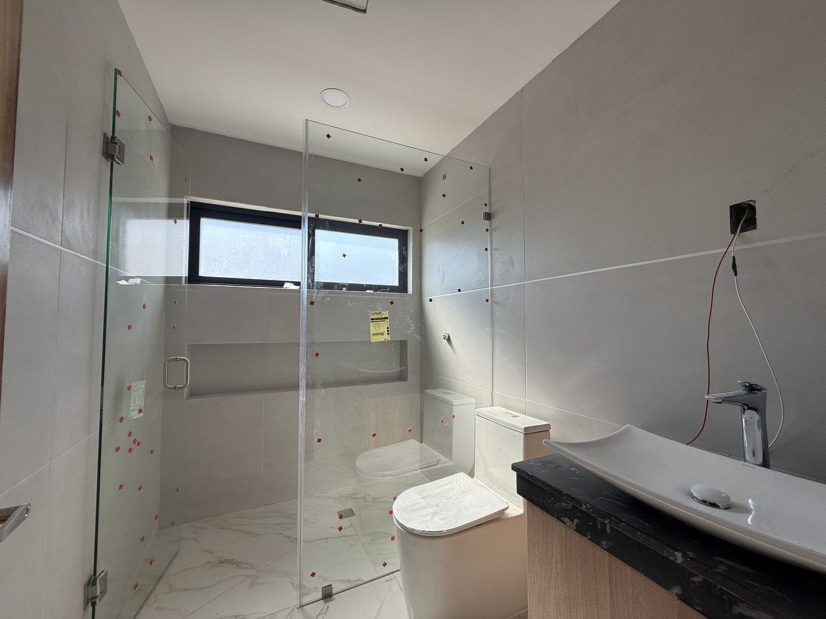 17 de 25: baño recamara secundaria