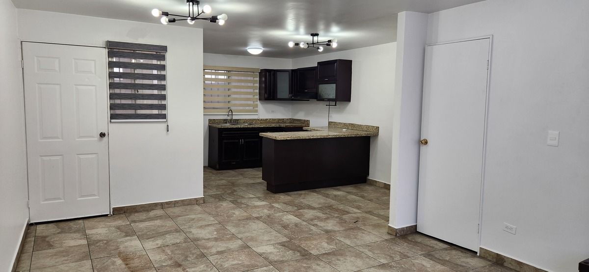 3 de 10: COCINA BARRA