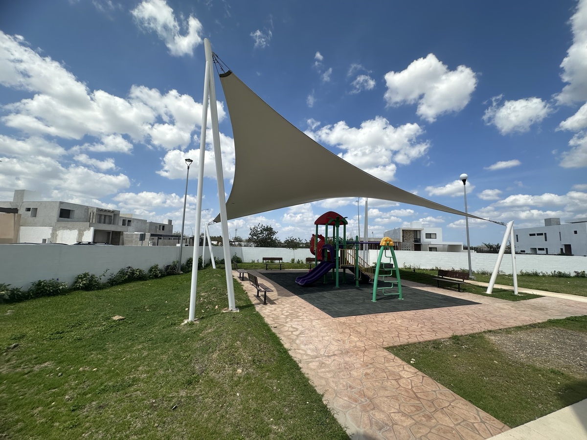 26 de 26: AREA  INFANTIL