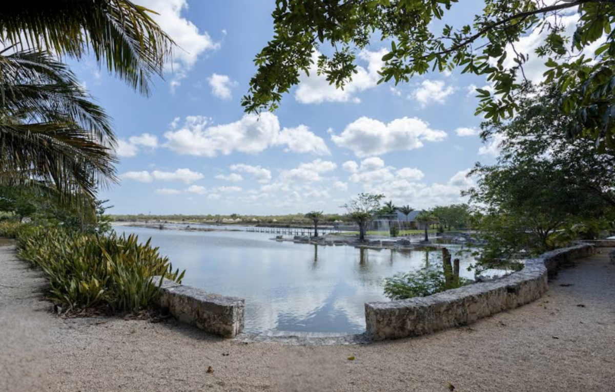 44 de 46: AMENIDADES