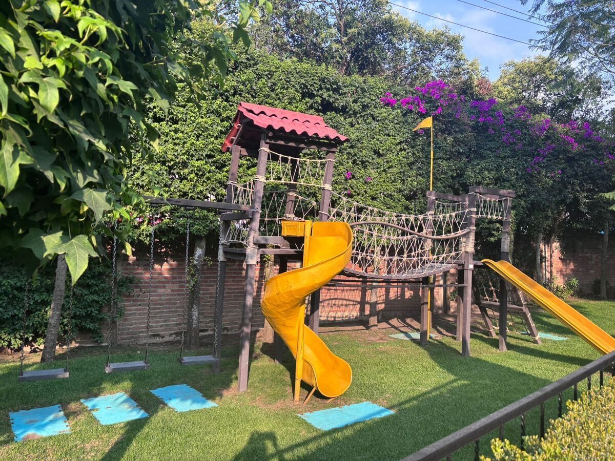 2 de 33