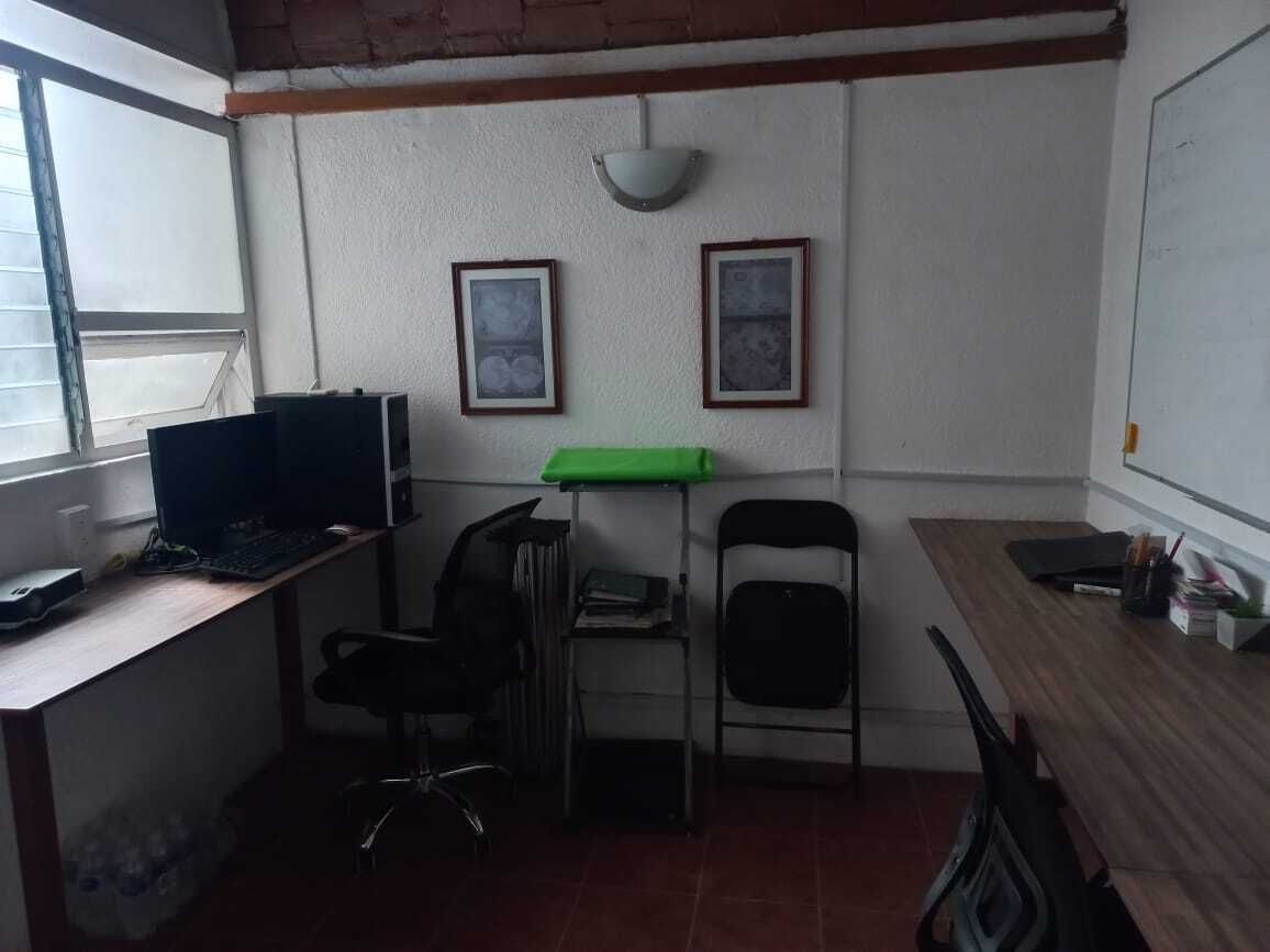 4 de 9