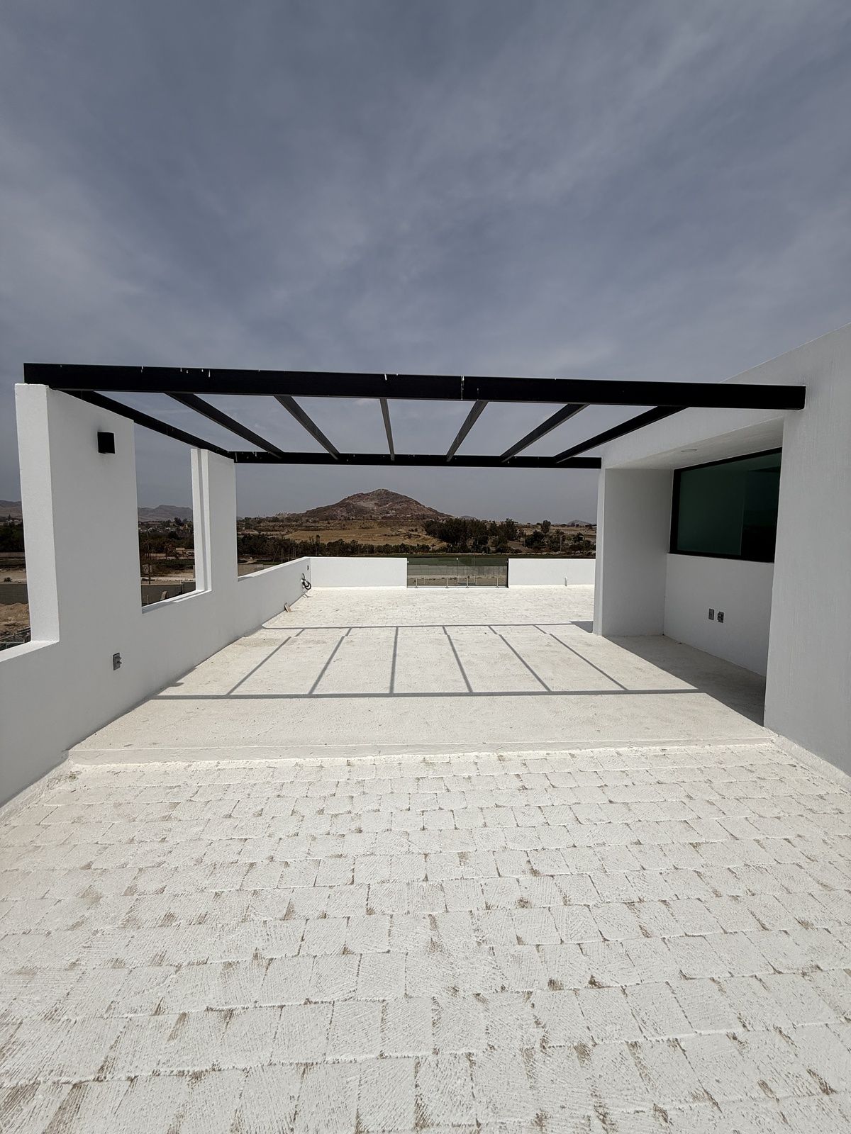 25 of 31: Roof garden