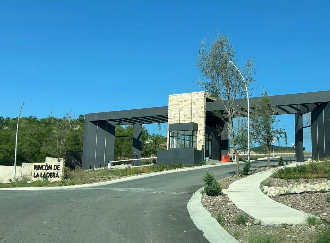 https://assets.easybroker.com/property_images/5125666/96875674/EB-SR5666.jpeg?version=1760037979