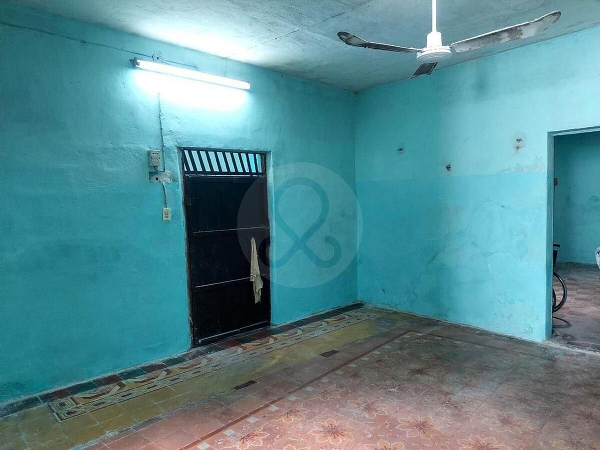 Venta de Casa para remodelar en el Centro de 3 Habitaciones - foto 5