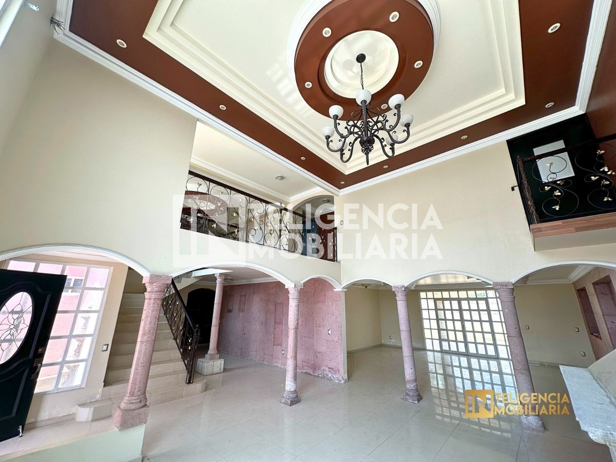 9 de 19: ESTANCIA