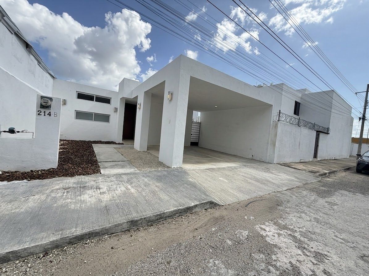 Casa em Pinos Norte II, Mérida, foto 2 de 48