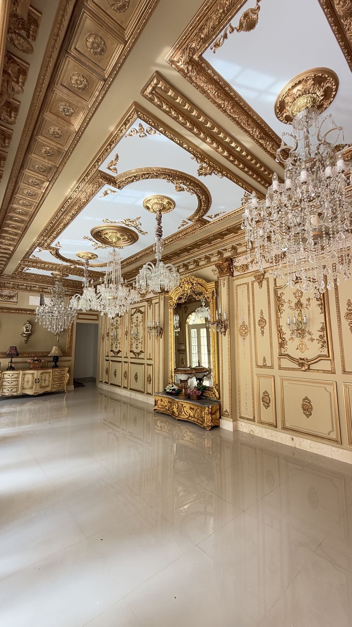SALON DE ESPEJOS (DE EVENTOS)