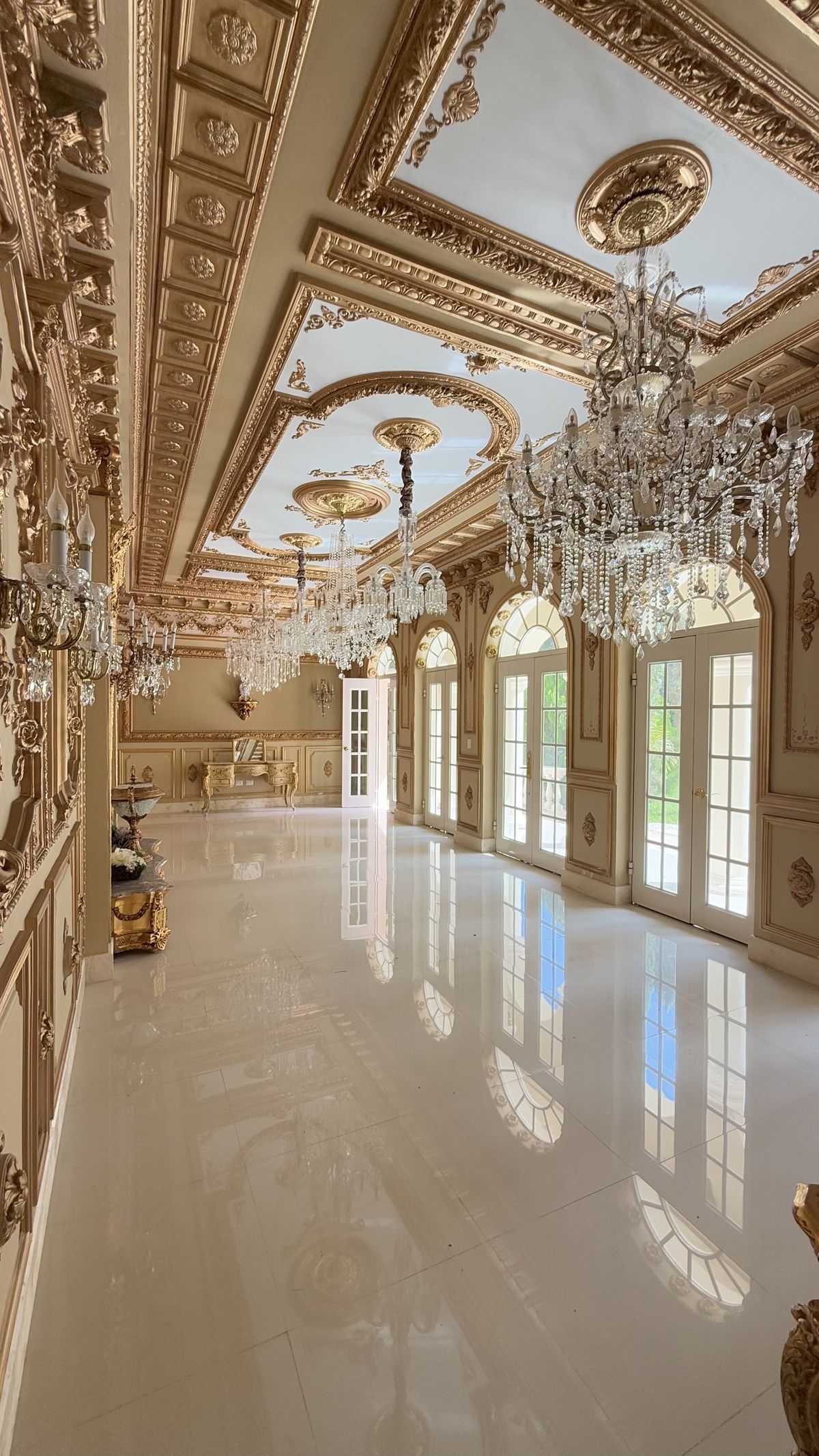 SALON DE ESPEJOS (DE EVENTOS)