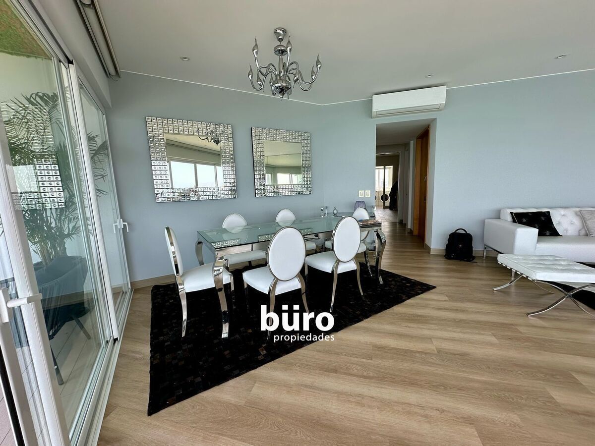 2 of 28: Comedor