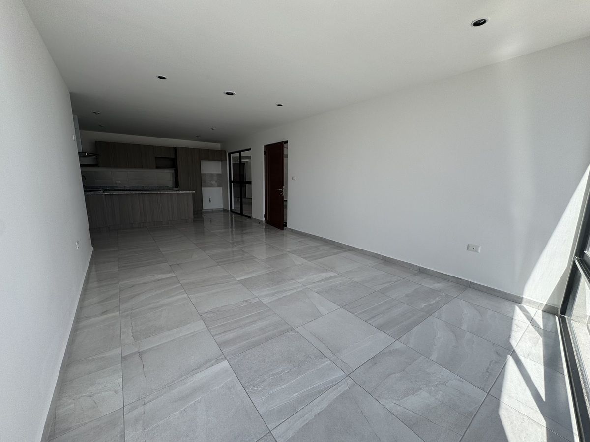 4 de 36: Sala-Comedor