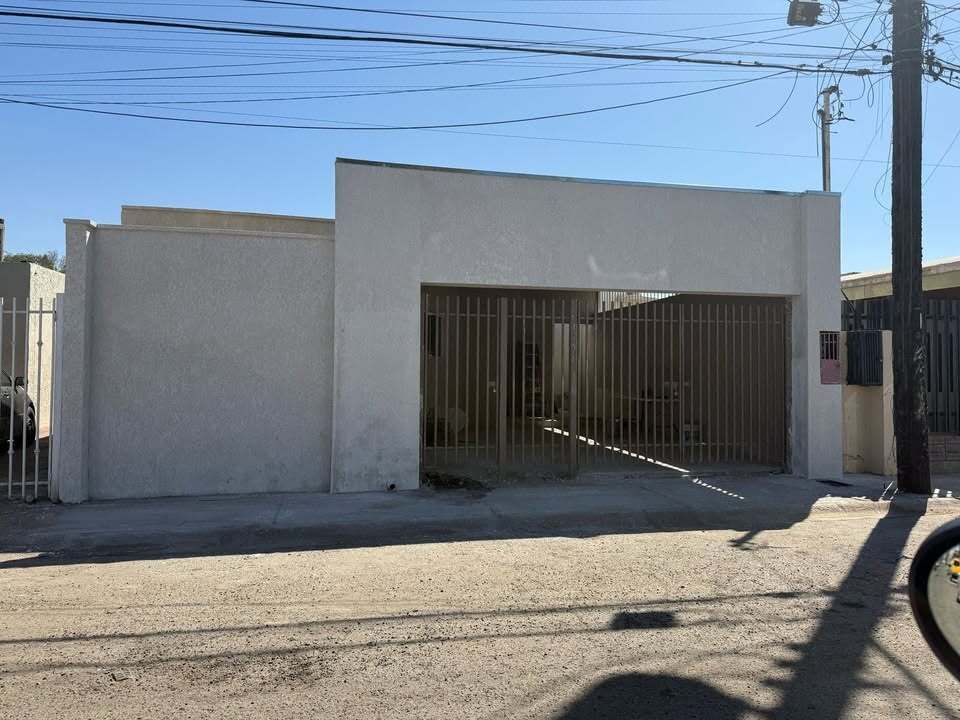 Se Vende o Se Renta Local para Oficina en Paseos del Sol (Mexicali, B.C.)