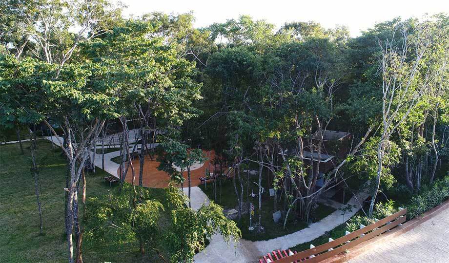 6 of 13: Parques para niños