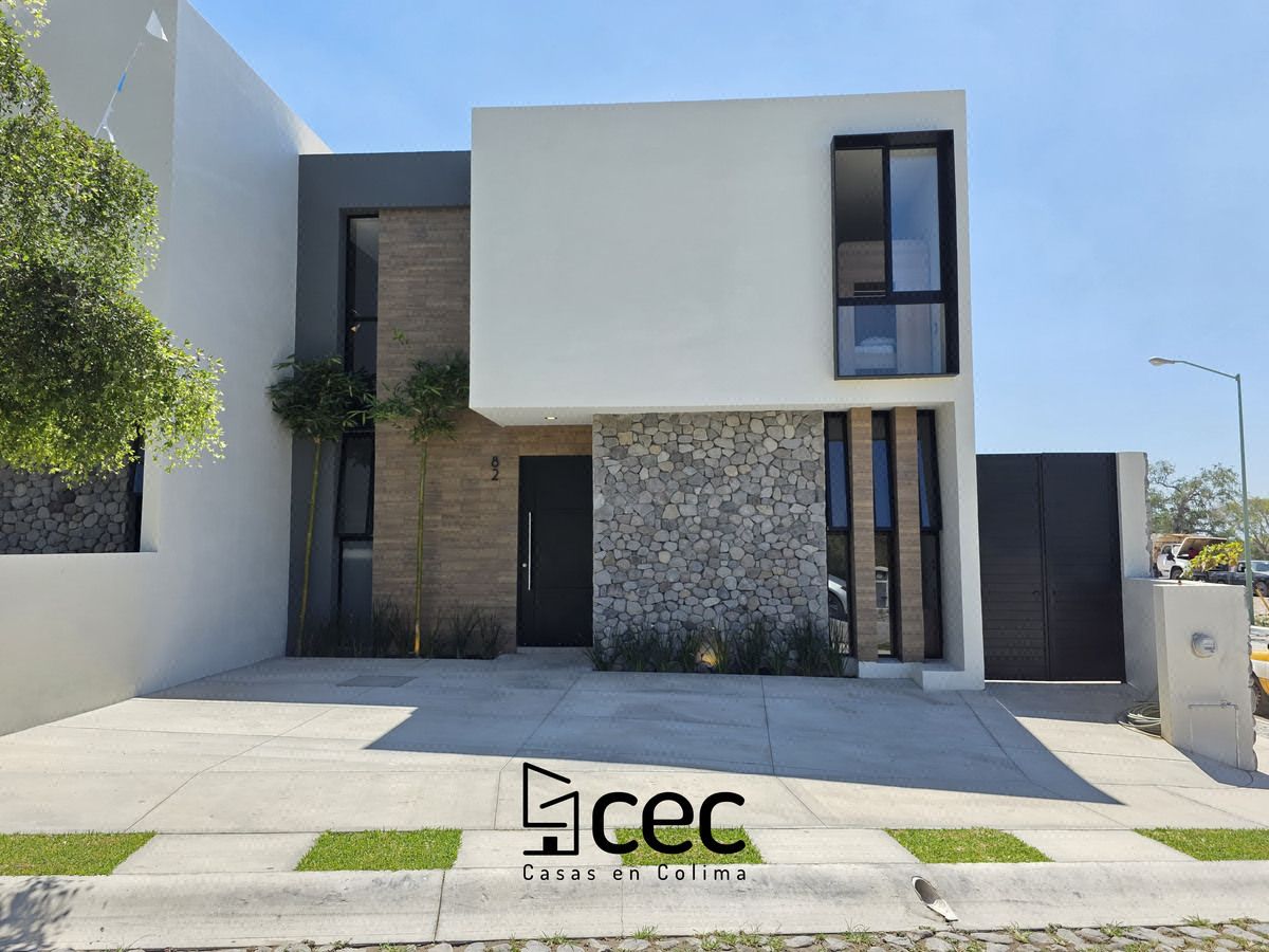 Residencia en Venta en Esquina, 3 Recámaras, 3 Baños, 2 Plantas