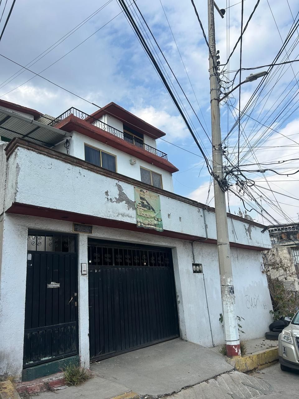 3 de 16: Fachada casa