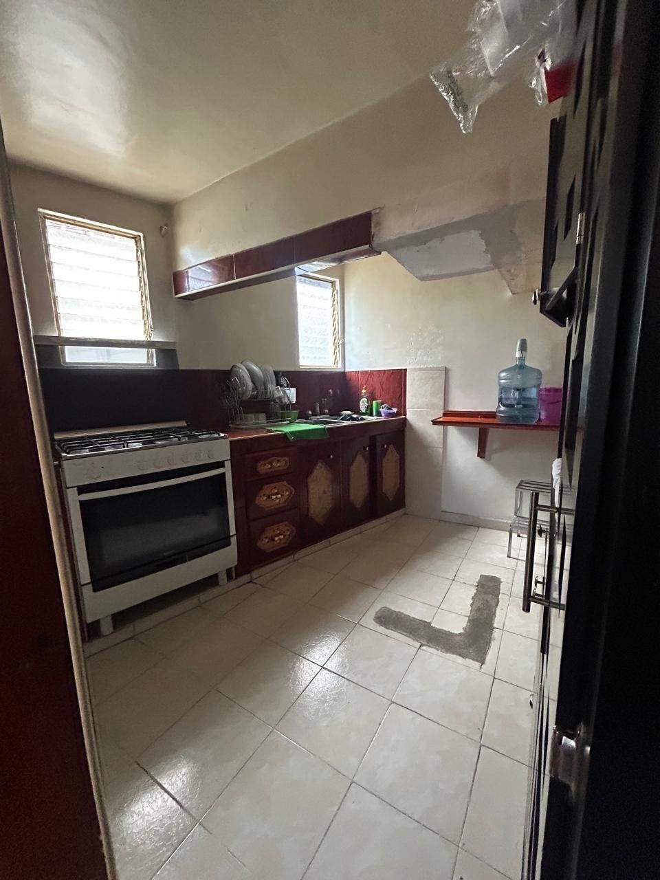 9 de 16: Cocina Depto piso 1