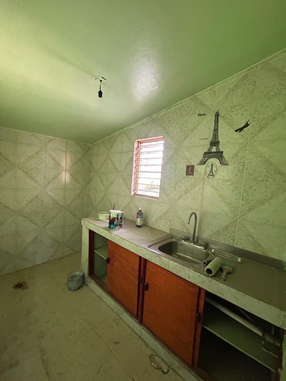 13 de 16: Cocina Depto piso 2
