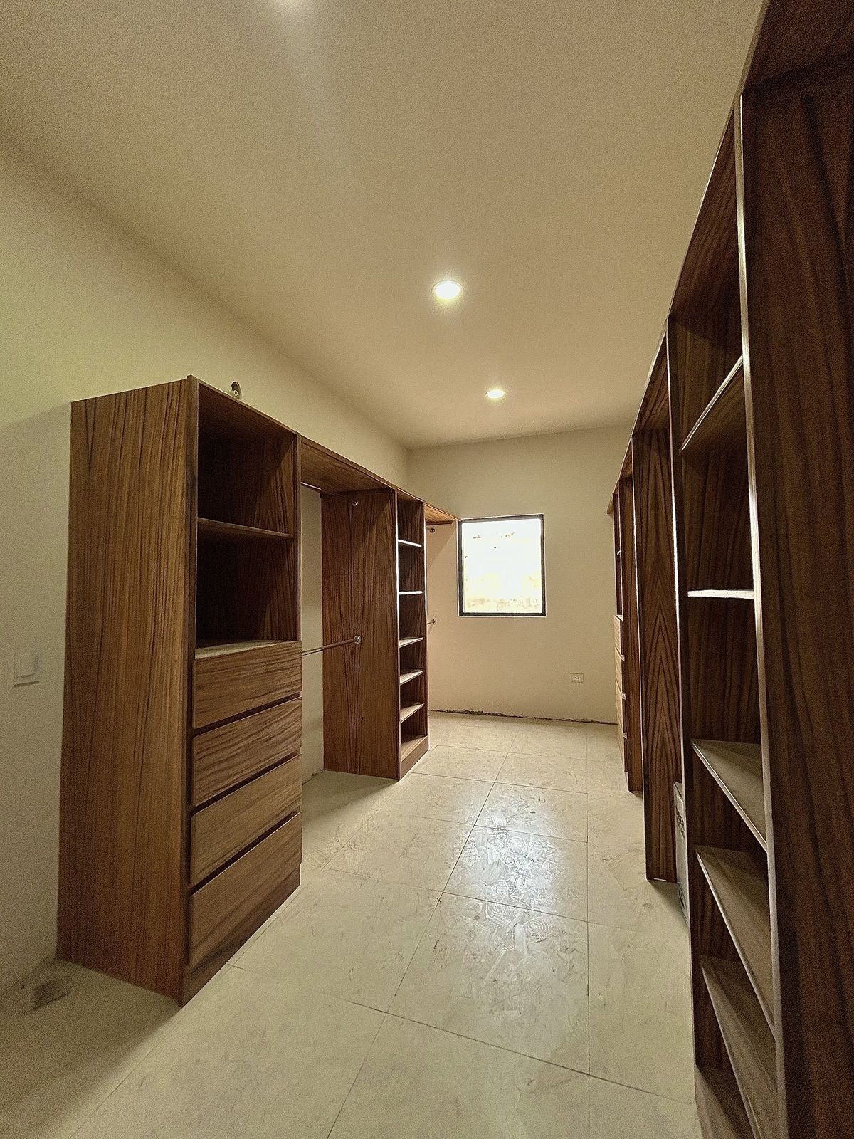 16 de 24: Walking closet | Recámara 1