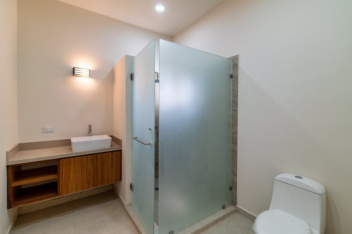 26 de 31: Baño | Recámara lll.