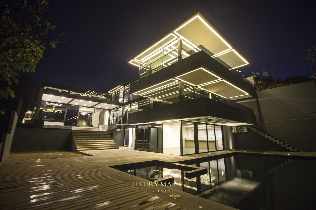 1 de 50: Casa del Palomar en Venta  Fachada