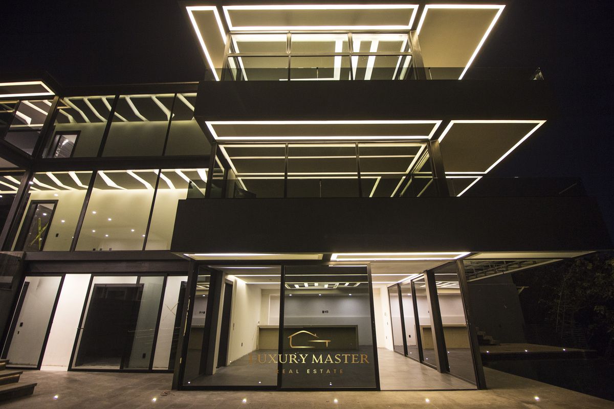 2 de 50: Casa del Palomar en Venta