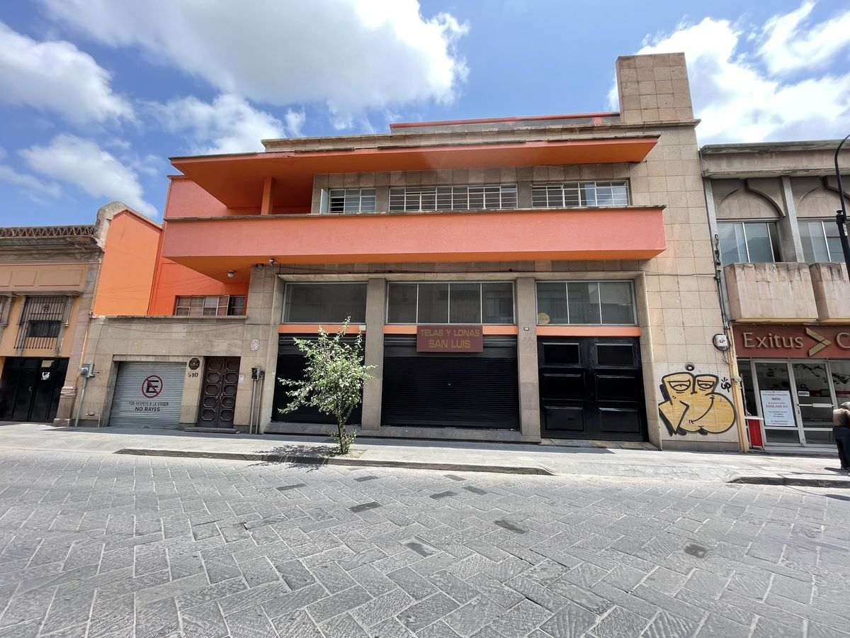 3 de 17