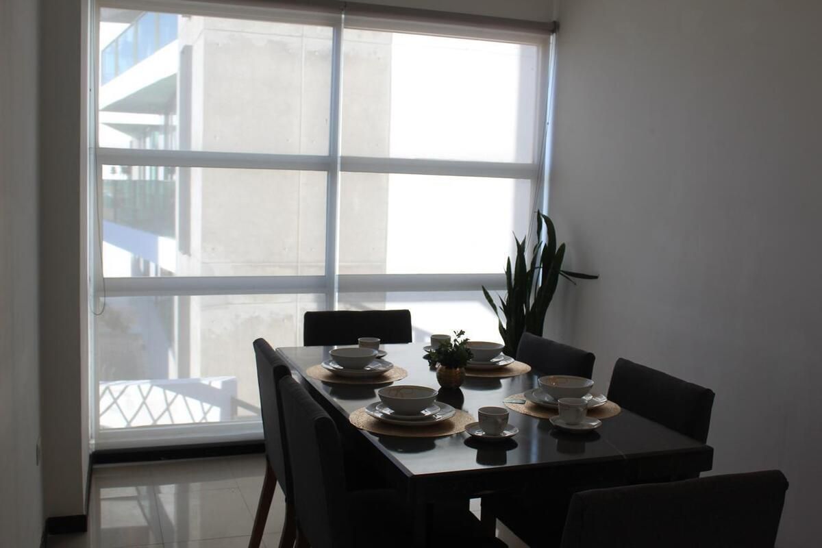 5 of 25: Comedor