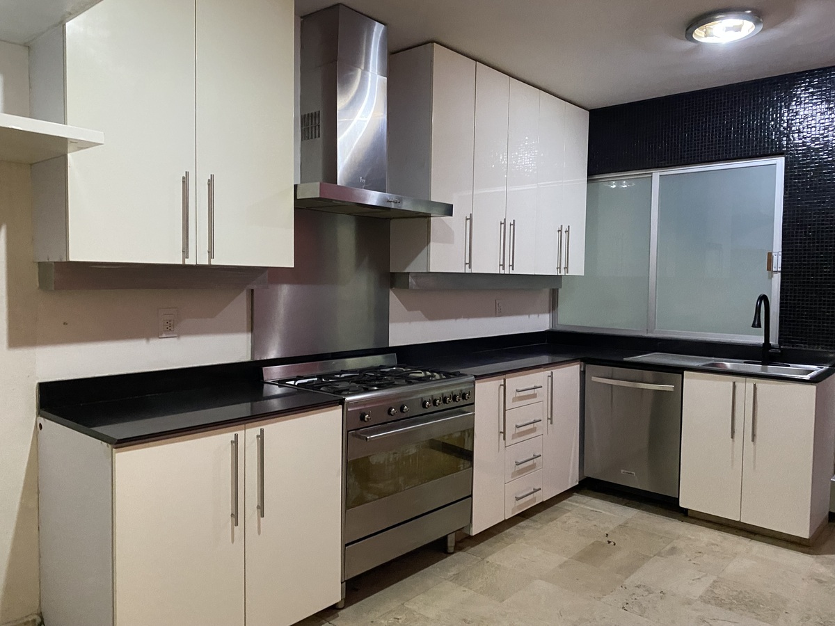 LOMAS BEZARES VENTA DEPARTAMENTO