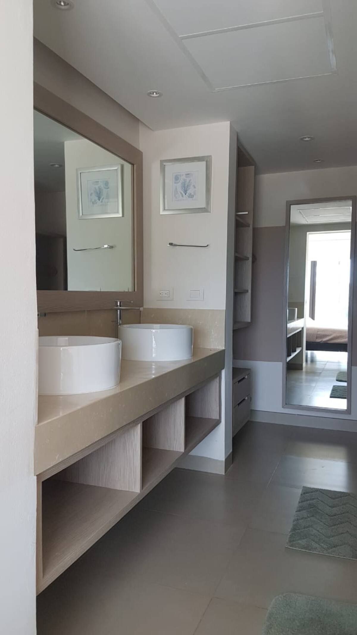 5 de 19: Baño, Habitación Principal