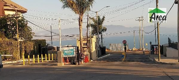 2 de 10: Entrada al fraccionamiento